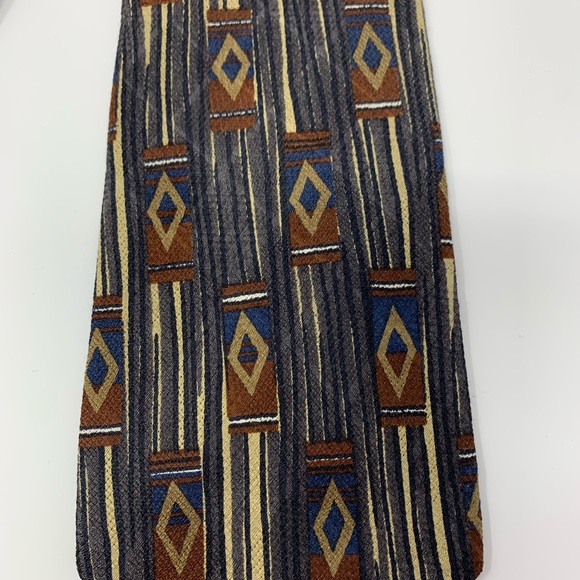 G. J. Cahn Men’s Necktie All Silk Gray/Brown Geometric H5 - Picture 2 of 3